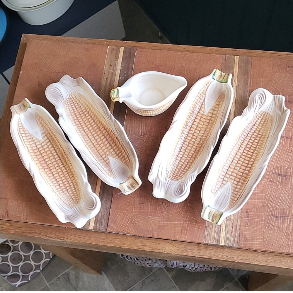 Corn-Shaped Ceramic Serving Dishes